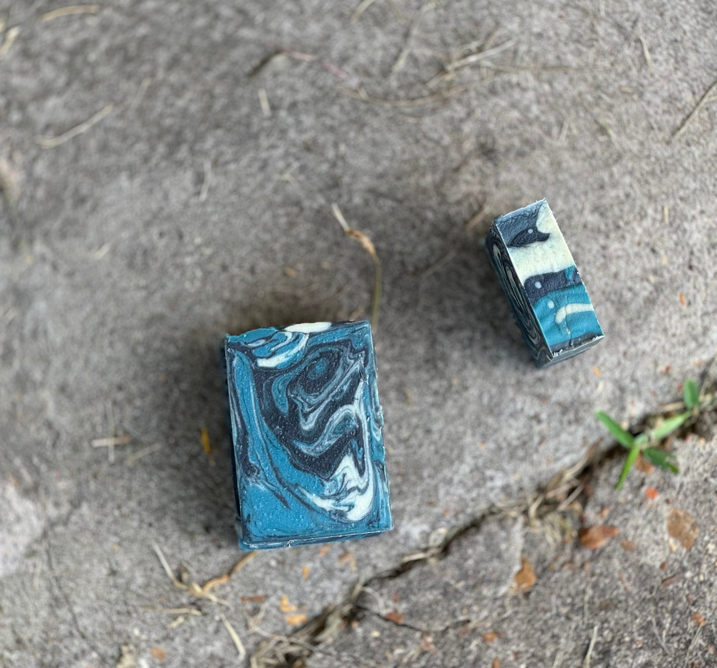 Tobacco & Bay Leaf Bar Soap | Hemp Seed Oil | Shea Butter| All Natural | Green | Black | Activated Charcoal